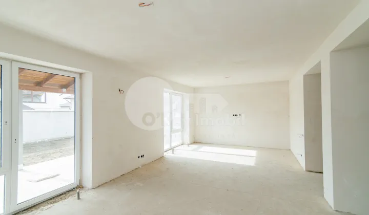 Дом, КОЖУШНА