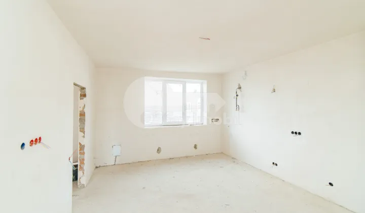 Дом, КОЖУШНА