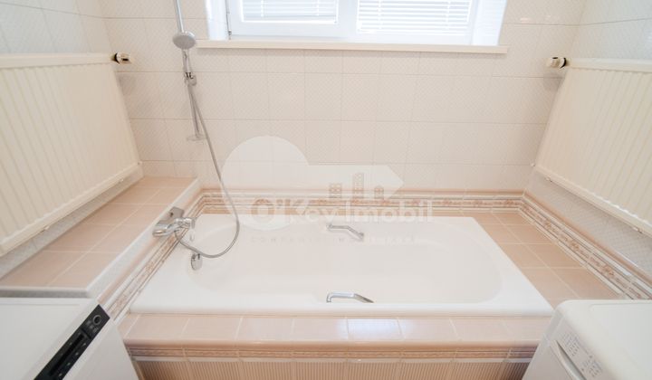 Квартира, Центр, МИХАЙ ЕМИНЕСКУ