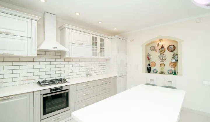 Casă, Râșcani, ZAMOLXE