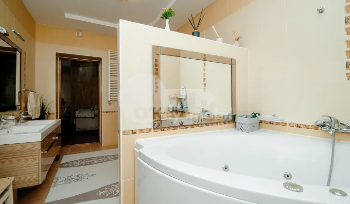 Дом, Рышкановка, ЗАМОЛХЕ