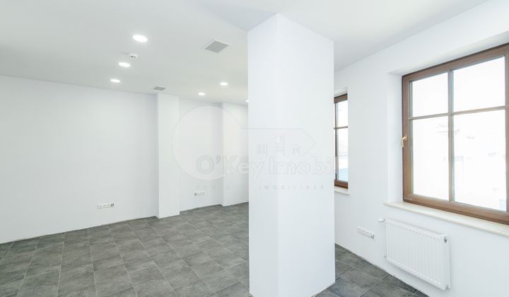 Офис, Центр, Б. П. ХАЖДЕУ