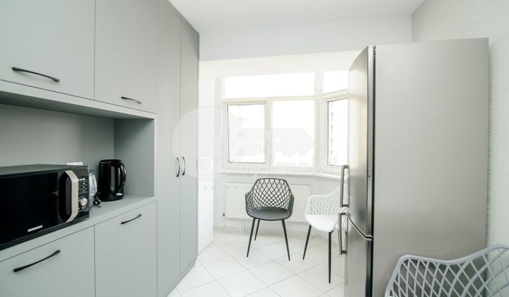 Квартира, Центр, ПЕТРУ МОВИЛЭ