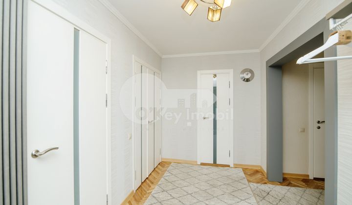 Квартира, Центр, ПЕТРУ МОВИЛЭ