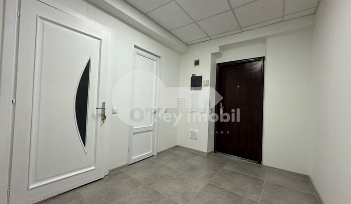 Офис, Центр, ПЕТРУ РАРЕШ