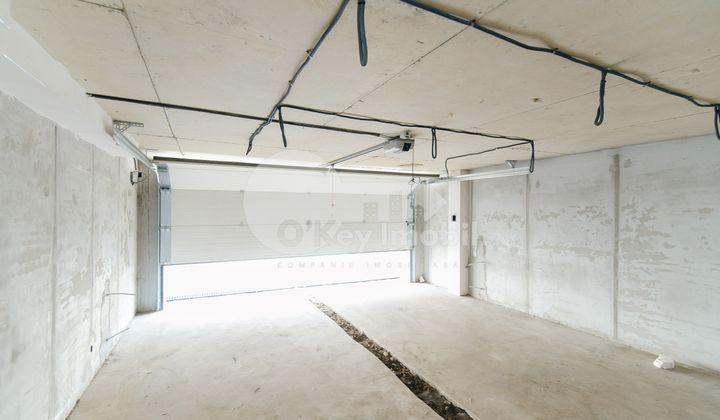 Casă, Botanica, PĂȘUNILOR