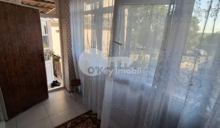 Квартира, ЯЛОВЕНЫ