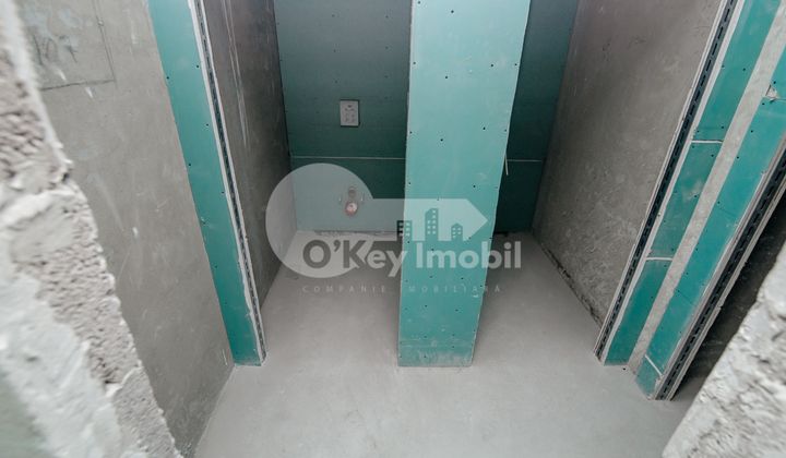 Oficiu, Centru, MIHAI EMINESCU