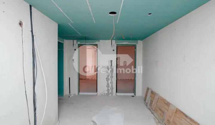 Офис, Центр, МИХАЙ ЕМИНЕСКУ