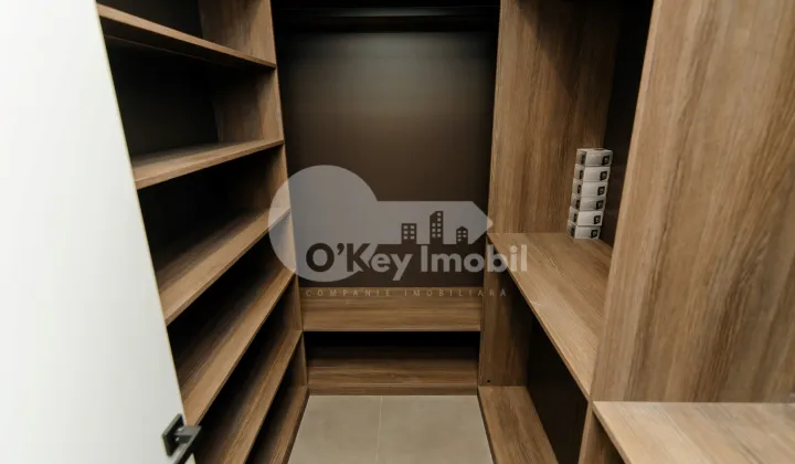 Casă, Botanica, PĂȘUNILOR