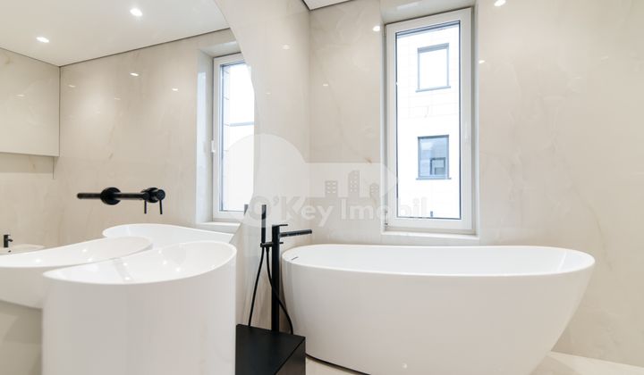 Casă, Botanica, PĂȘUNILOR