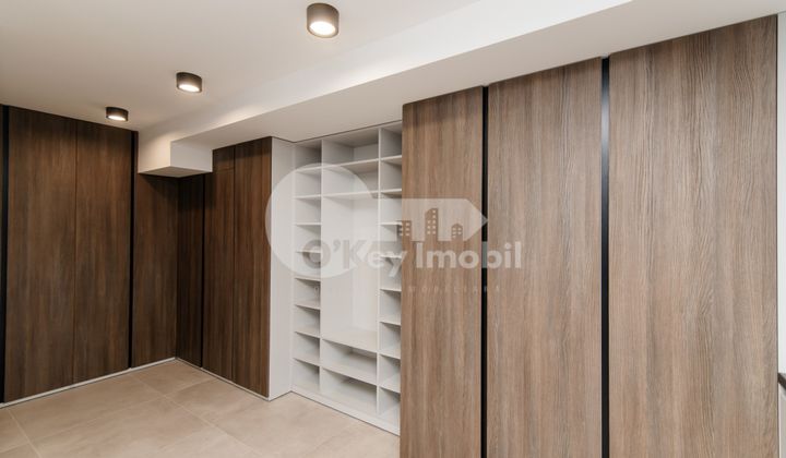 Casă, Botanica, PĂȘUNILOR