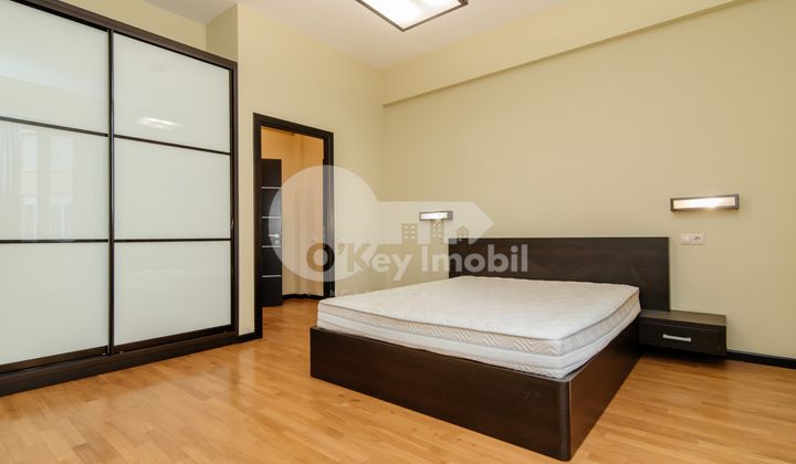 Apartament, Centru, PETRU RAREȘ