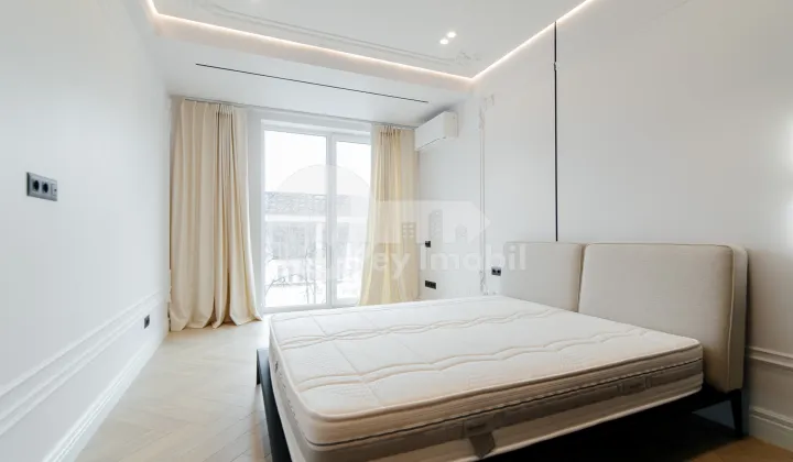 Apartament, Centru, TRICOLORULUI