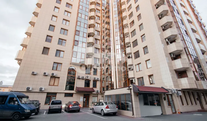 Офис, Центр, ШТЕФАН ЧЕЛ МАРЕ