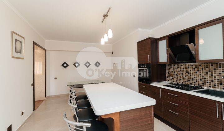 Квартира, Центр, ПЕТРУ РАРЕШ