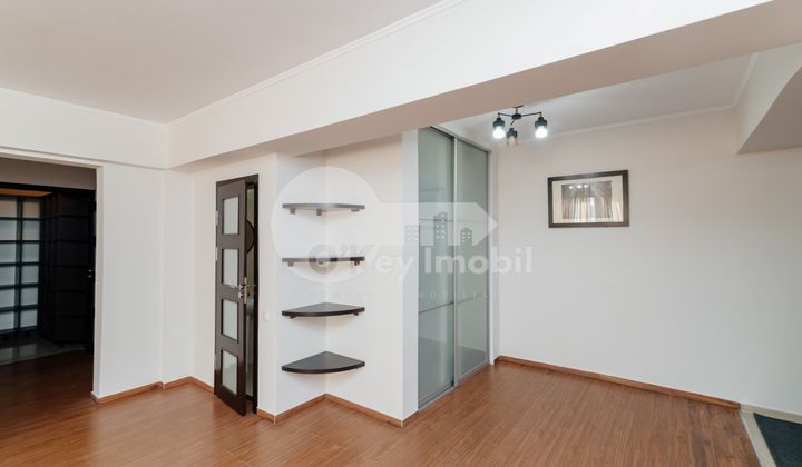 Квартира, Центр, ПЕТРУ РАРЕШ