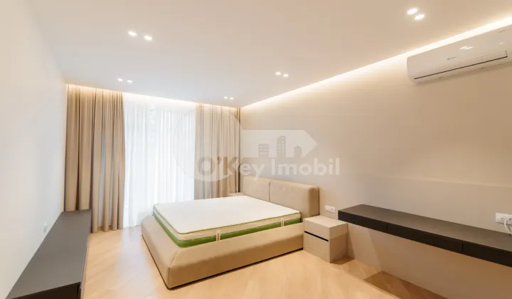 Дом, ДУМБРАВА