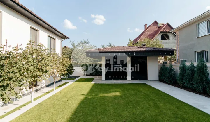 Дом, ДУМБРАВА