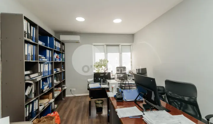 Офис, Ботаника, МУНЧЕШТЬ