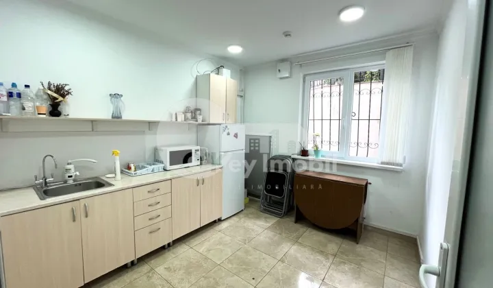 Офис, Центр, ВАЛЯ ТРАНДАФИРИЛОР