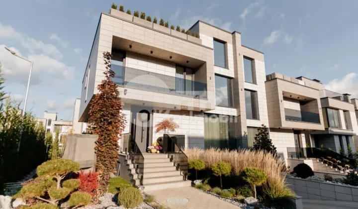 Дуплекс, Ботаника, ПЭШУНИЛОР