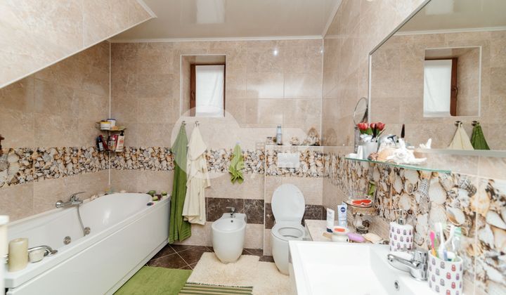 Дом, БУЮКАНЫ