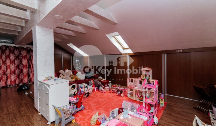 Дом, БУЮКАНЫ