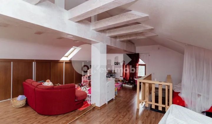 Дом, БУЮКАНЫ