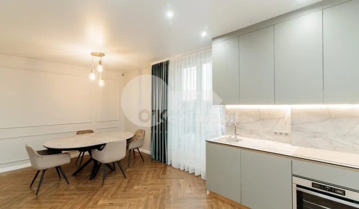 Apartament, Centru, PETRU MOVILĂ