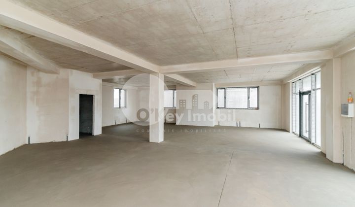 Spațiu comercial, DUMBRAVA