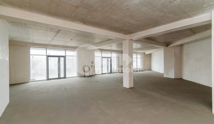 Spațiu comercial, DUMBRAVA