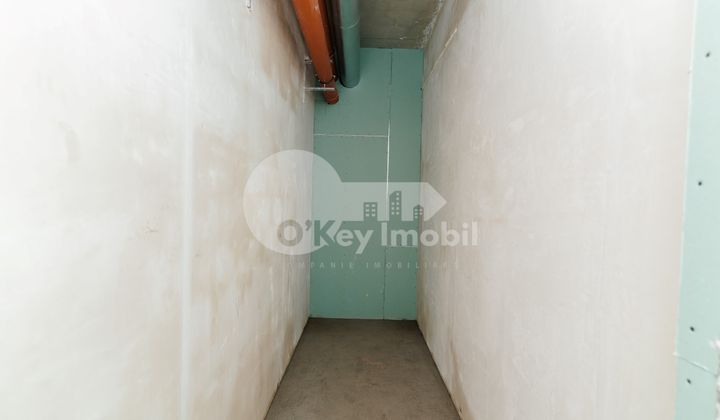 Spațiu comercial, DUMBRAVA