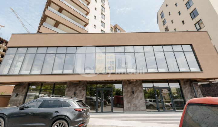 Spațiu comercial, DUMBRAVA