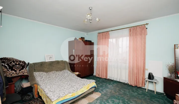 Spațiu comercial, STĂUCENI