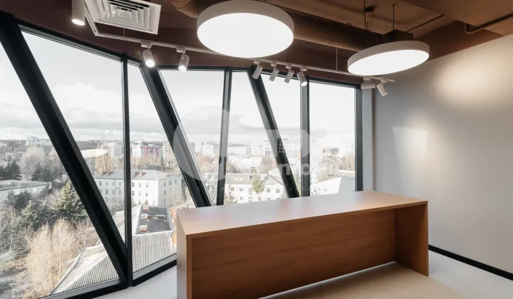 Комм. помещение, Центр, ШТЕФАН ЧЕЛ МАРЕ