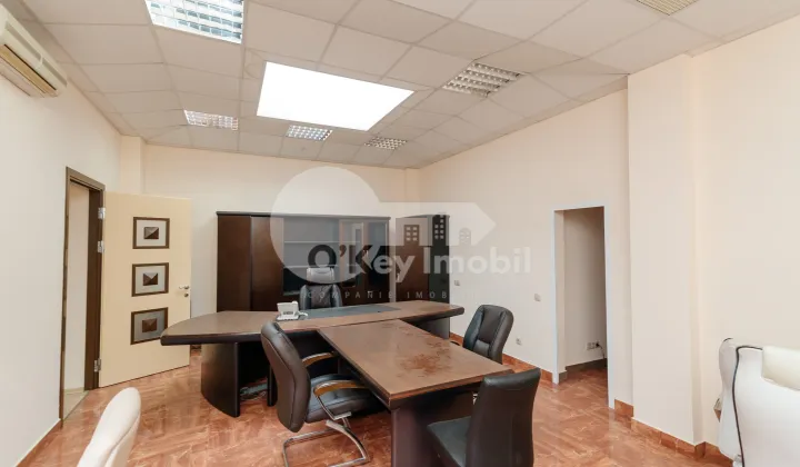 Oficiu, Centru, ȘTEFAN CEL MARE