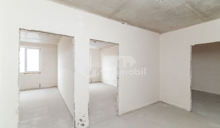 Apartament, STRĂȘENI