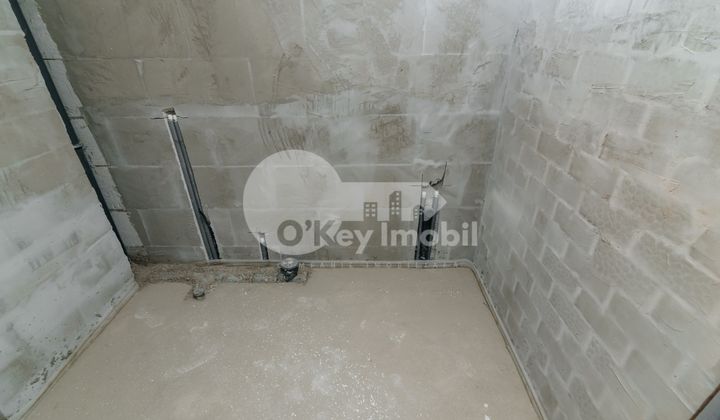 Apartament, STRĂȘENI