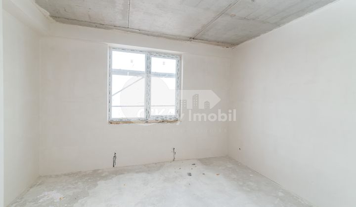 Apartament, STRĂȘENI