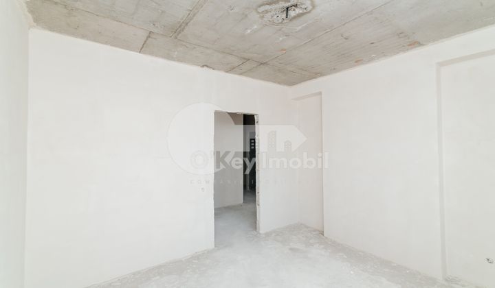 Apartament, STRĂȘENI