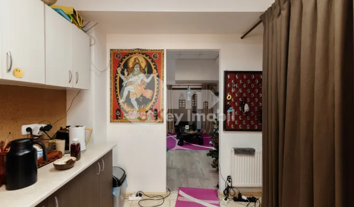 Spațiu comercial, Centru, CIUFLEA