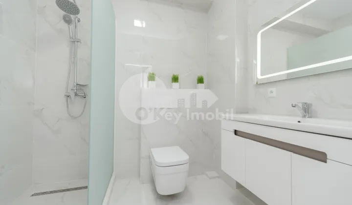 Квартира, Старая Почта, ГЕОРГЕ МАДАН