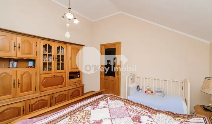 Casă, Buiucani, PARIS