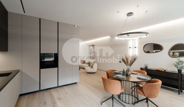 Casă, Centru, LACULUI