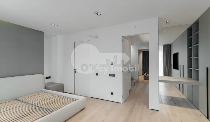 Casă, Centru, LACULUI