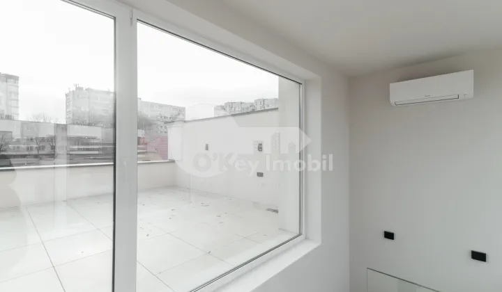 Casă, Centru, LACULUI