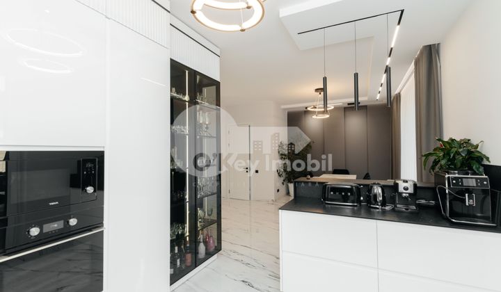 Дом, Ботаника, ПЭШУНИЛОР