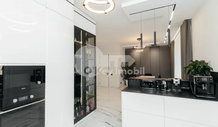 Дом, Ботаника, ПЭШУНИЛОР