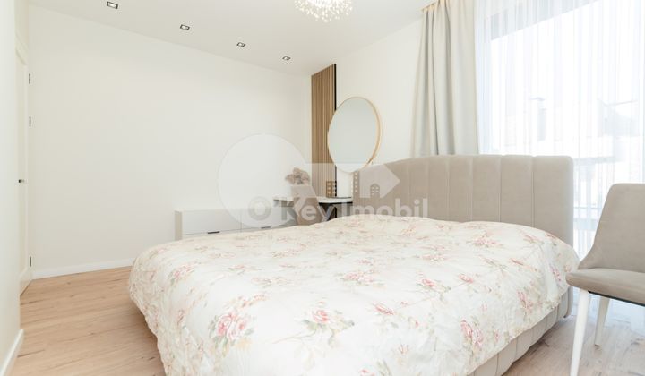 Дом, Ботаника, ПЭШУНИЛОР